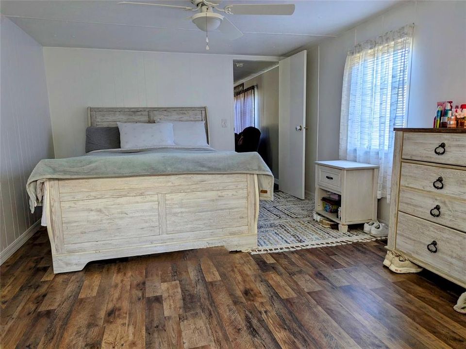 For Sale: $139,900 (3 beds, 2 baths, 1152 Square Feet)