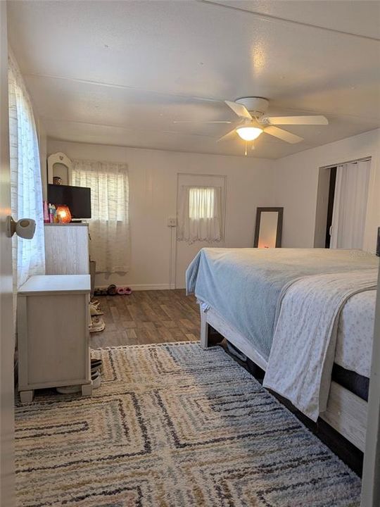 For Sale: $139,900 (3 beds, 2 baths, 1152 Square Feet)