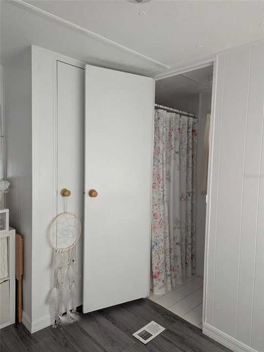 For Sale: $139,900 (3 beds, 2 baths, 1152 Square Feet)