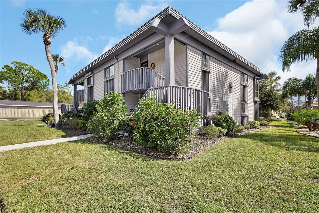 На продажу: $149,000 (2 спален, 2 ванн, 1156 Квадратных фут)