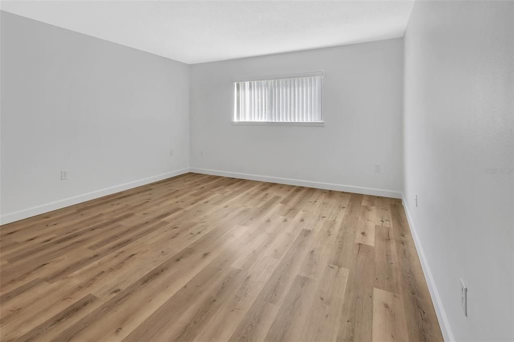 На продажу: $149,000 (2 спален, 2 ванн, 1156 Квадратных фут)