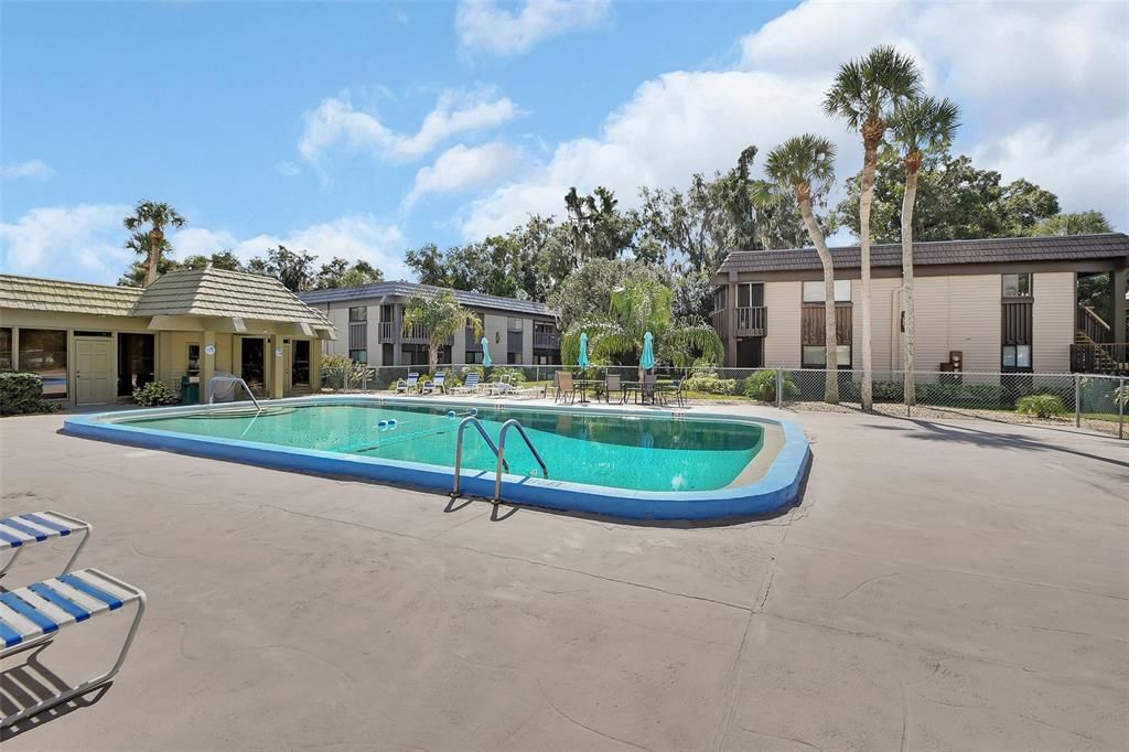 На продажу: $149,000 (2 спален, 2 ванн, 1156 Квадратных фут)