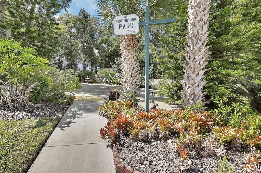 На продажу: $149,000 (2 спален, 2 ванн, 1156 Квадратных фут)