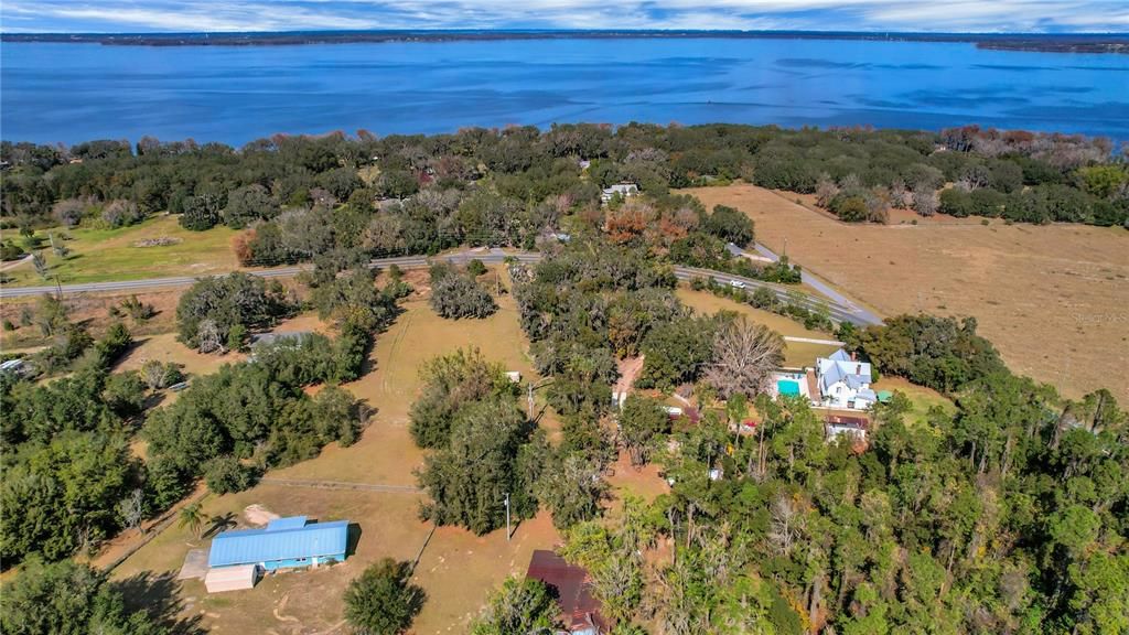 For Sale: $749,000 (5 beds, 3 baths, 3556 Square Feet)