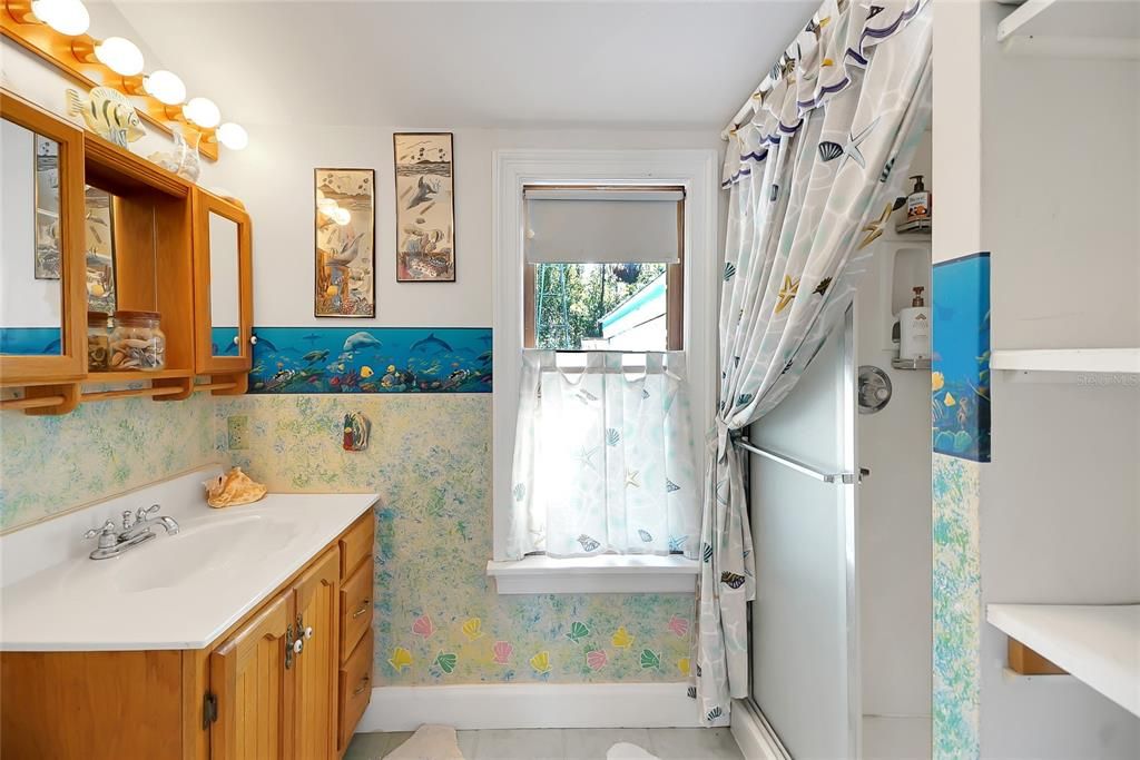 For Sale: $749,000 (5 beds, 3 baths, 3556 Square Feet)