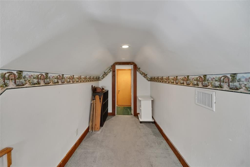 For Sale: $749,000 (5 beds, 3 baths, 3556 Square Feet)