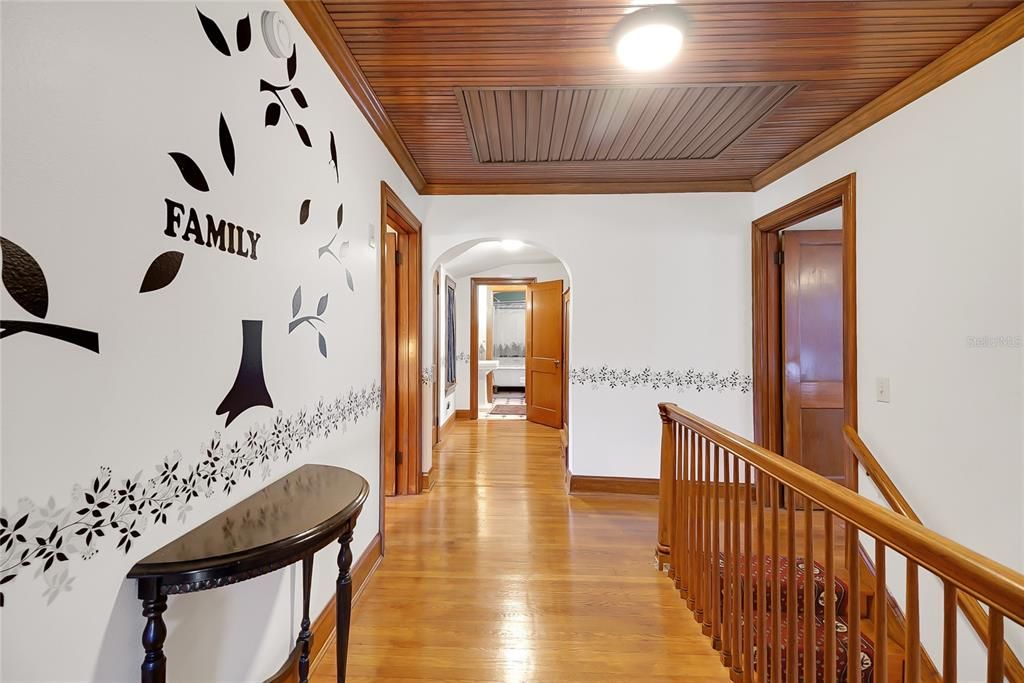 For Sale: $749,000 (5 beds, 3 baths, 3556 Square Feet)