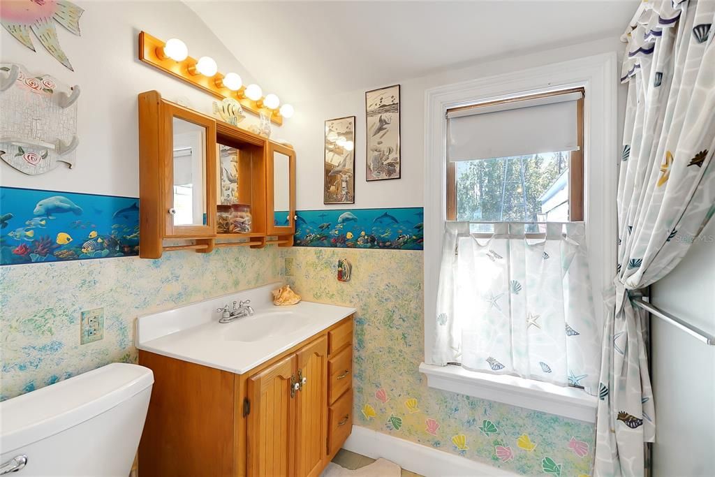 For Sale: $749,000 (5 beds, 3 baths, 3556 Square Feet)