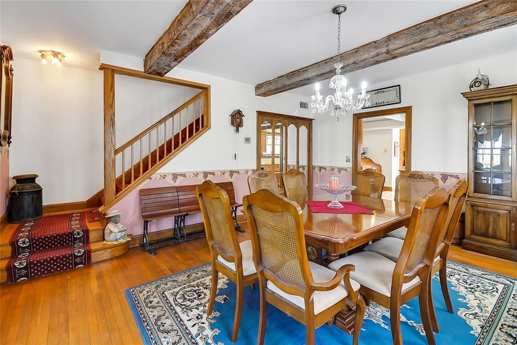 For Sale: $749,000 (5 beds, 3 baths, 3556 Square Feet)