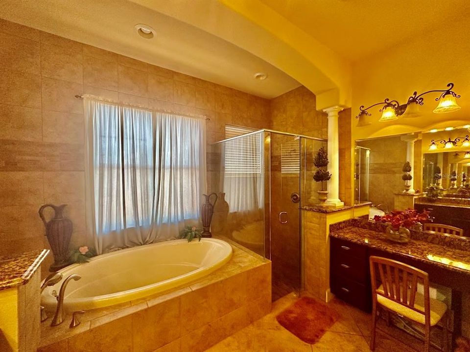 En Venta: $1,950,000 (5 camas, 6 baños, 5252 Pies cuadrados)