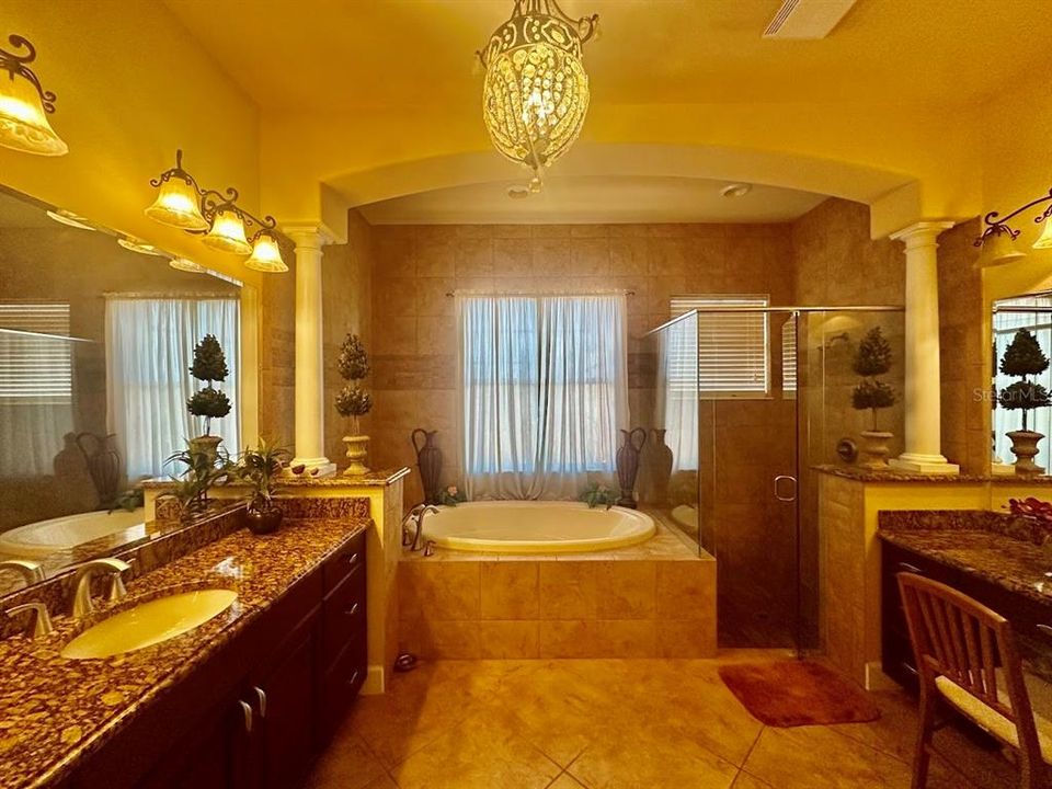 En Venta: $1,950,000 (5 camas, 6 baños, 5252 Pies cuadrados)