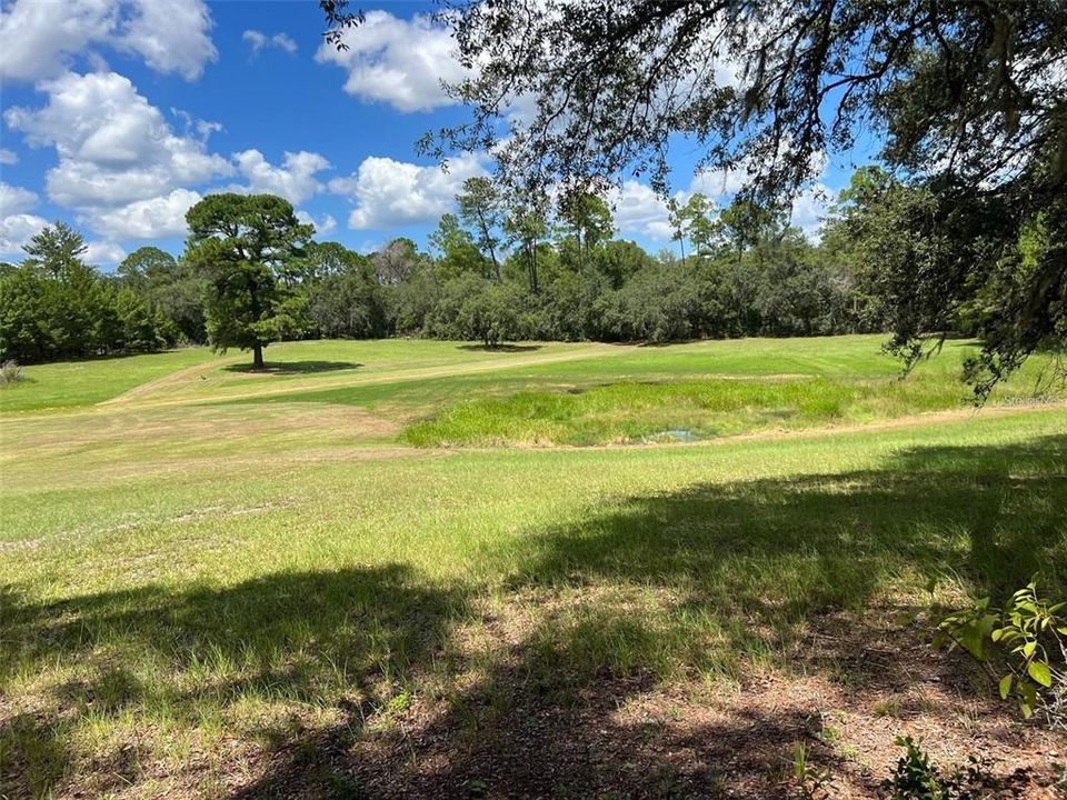 На продажу: $299,900 (4.72 acres)