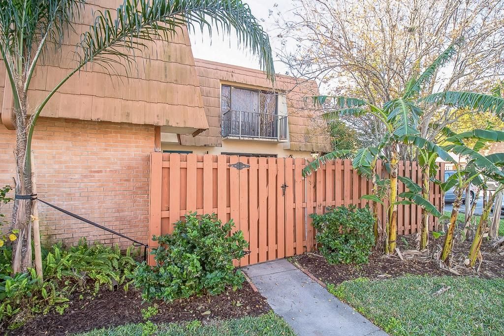 Vendido Recientemente: $210,000 (2 camas, 2 baños, 1260 Pies cuadrados)