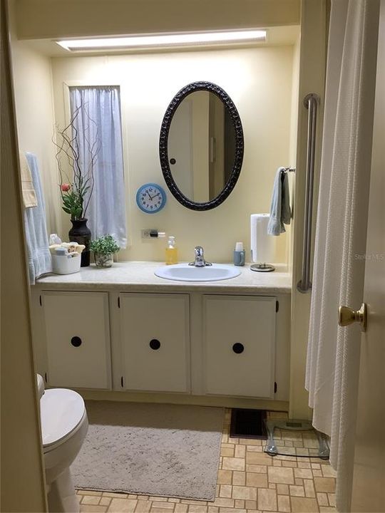 For Sale: $99,000 (2 beds, 2 baths, 1056 Square Feet)