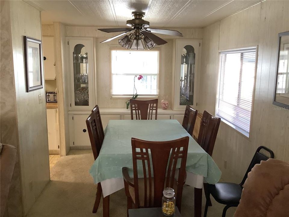 For Sale: $99,000 (2 beds, 2 baths, 1056 Square Feet)