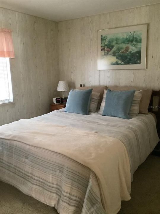 For Sale: $99,000 (2 beds, 2 baths, 1056 Square Feet)