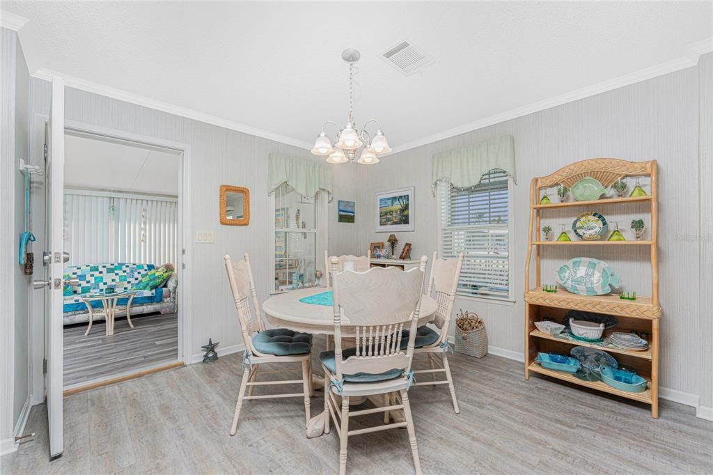 Active With Contract: $175,000 (2 beds, 2 baths, 1152 Square Feet)