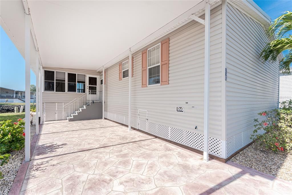 Active With Contract: $175,000 (2 beds, 2 baths, 1152 Square Feet)