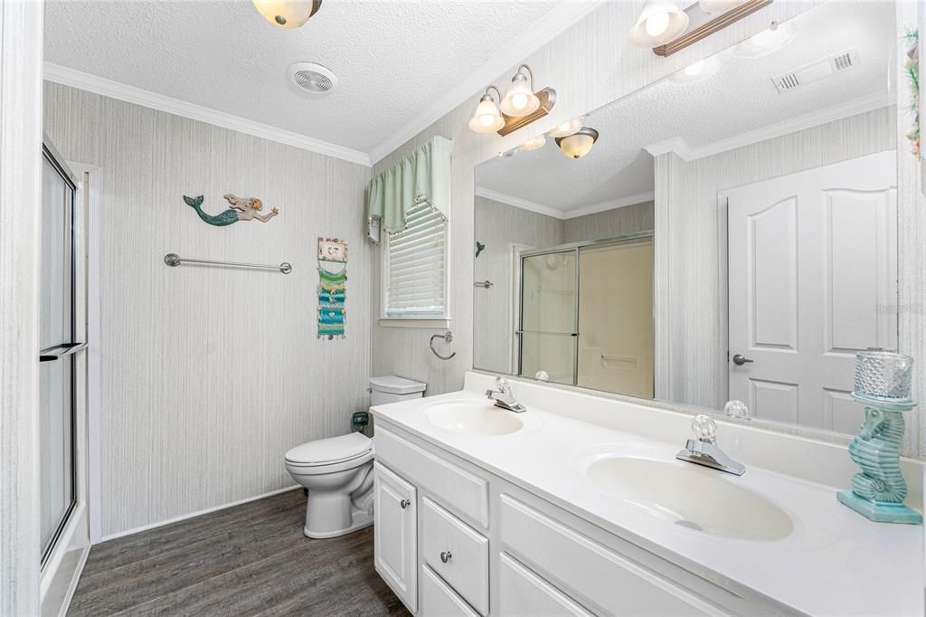 Active With Contract: $175,000 (2 beds, 2 baths, 1152 Square Feet)