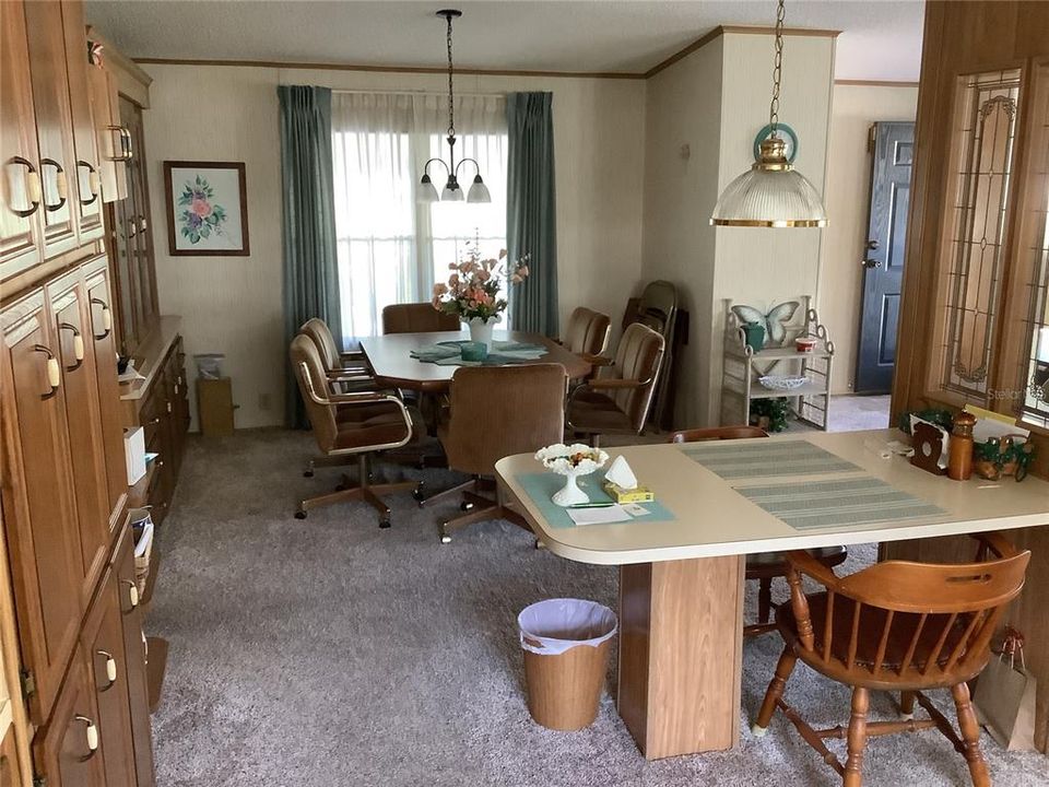 For Sale: $195,000 (2 beds, 2 baths, 1284 Square Feet)