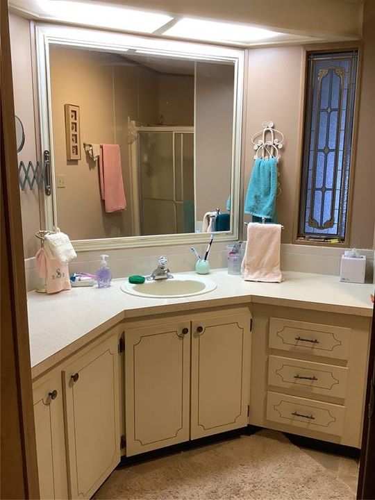 For Sale: $195,000 (2 beds, 2 baths, 1284 Square Feet)