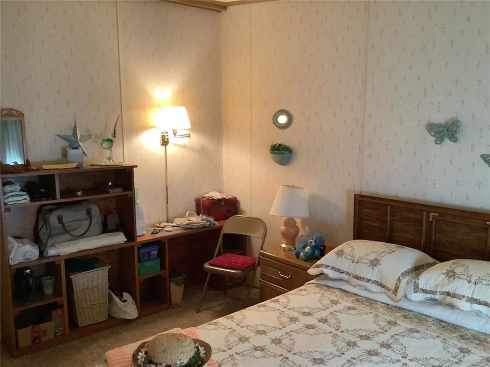 For Sale: $195,000 (2 beds, 2 baths, 1284 Square Feet)