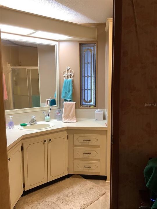 For Sale: $195,000 (2 beds, 2 baths, 1284 Square Feet)