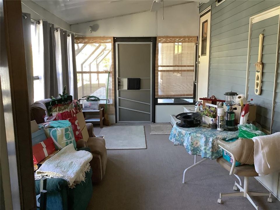 For Sale: $195,000 (2 beds, 2 baths, 1284 Square Feet)