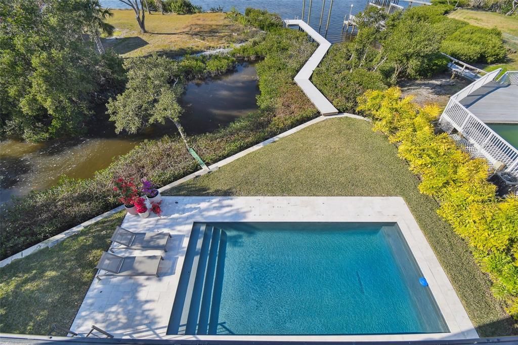 For Sale: $1,595,000 (4 beds, 3 baths, 2544 Square Feet)