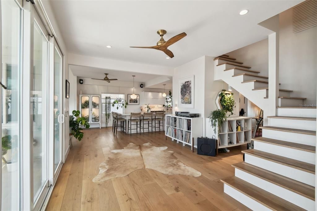 For Sale: $1,595,000 (4 beds, 3 baths, 2544 Square Feet)