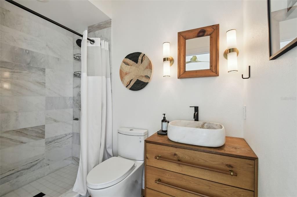 For Sale: $1,595,000 (4 beds, 3 baths, 2544 Square Feet)