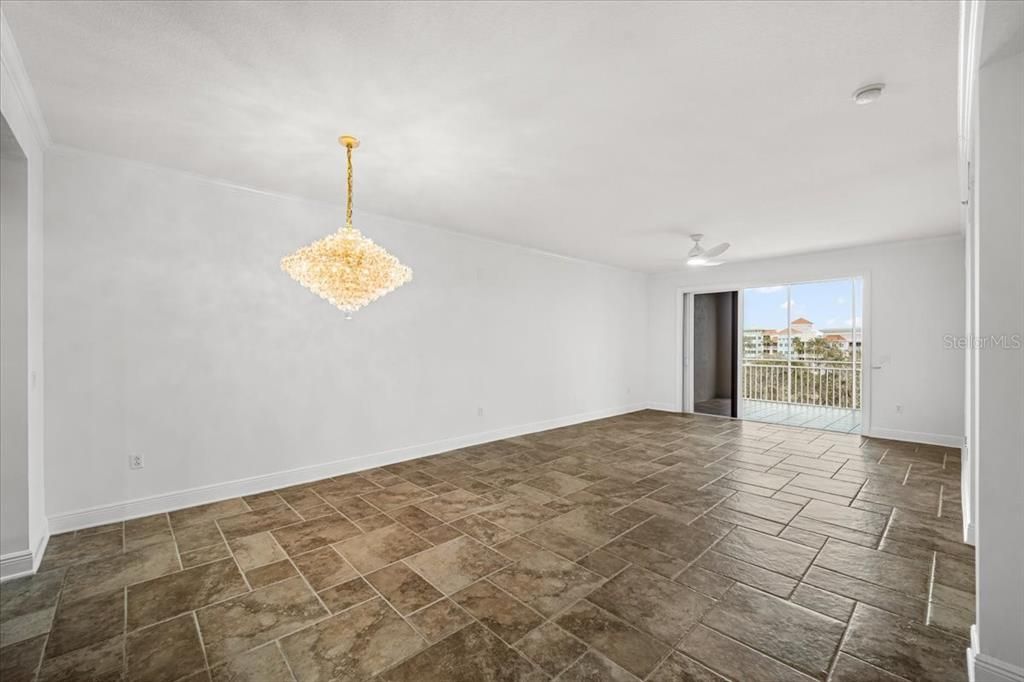 For Sale: $380,000 (3 beds, 2 baths, 1702 Square Feet)