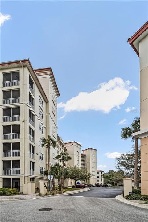 For Sale: $380,000 (3 beds, 2 baths, 1702 Square Feet)