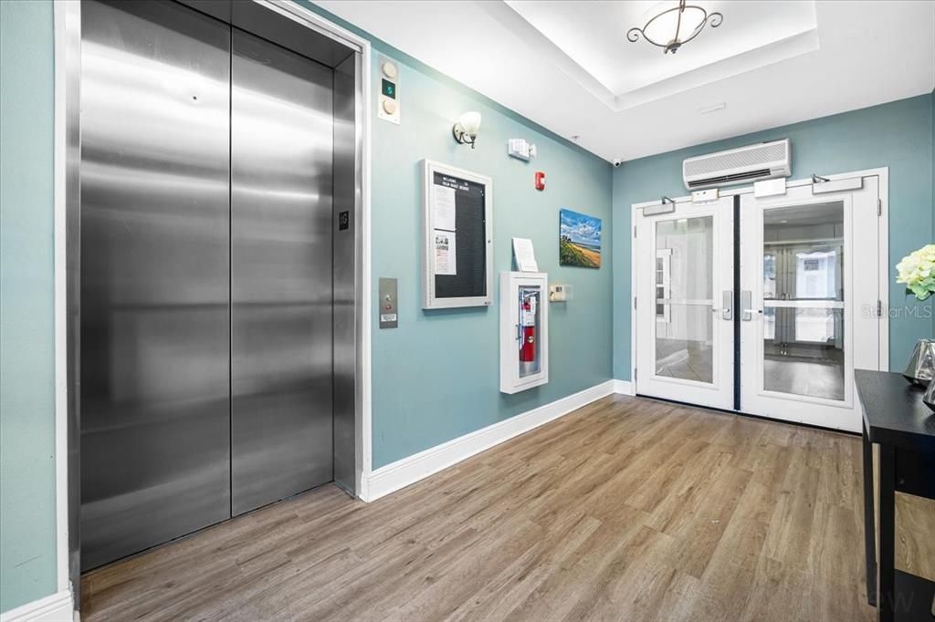For Sale: $380,000 (3 beds, 2 baths, 1702 Square Feet)