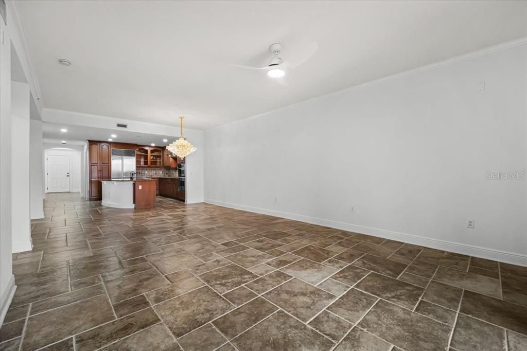 For Sale: $380,000 (3 beds, 2 baths, 1702 Square Feet)