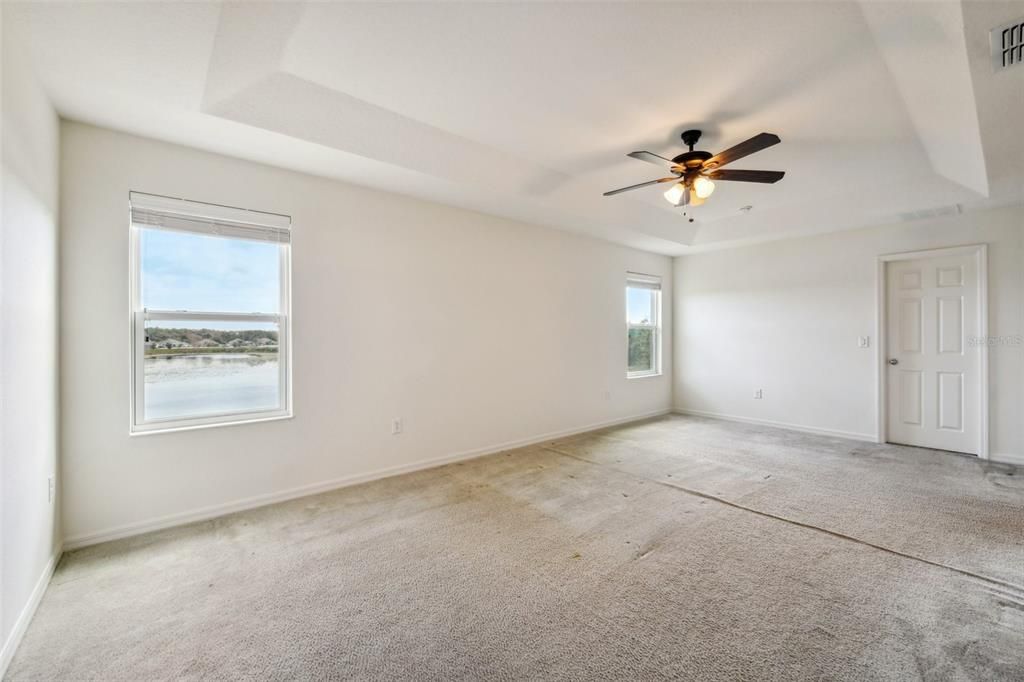 待售: $470,000 (4 贝兹, 2 浴室, 2980 平方英尺)