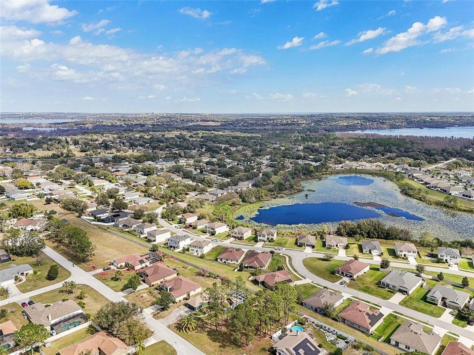 待售: $470,000 (4 贝兹, 2 浴室, 2980 平方英尺)