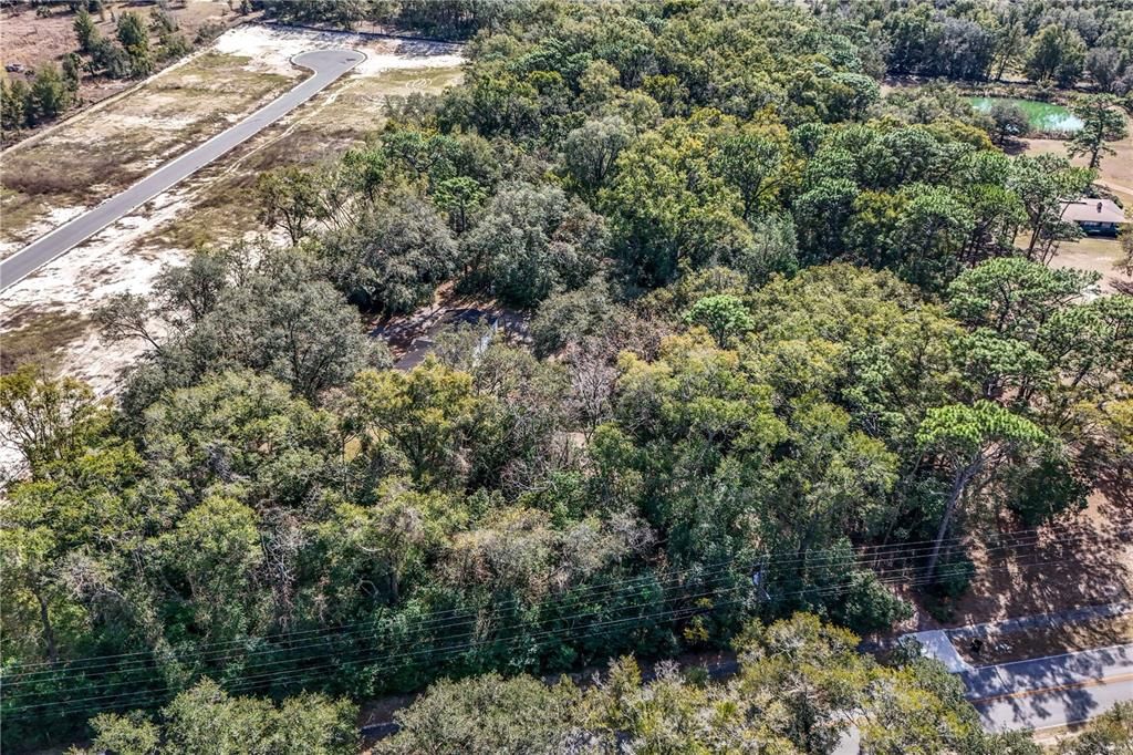 На продажу: $995,000 (6.58 acres)