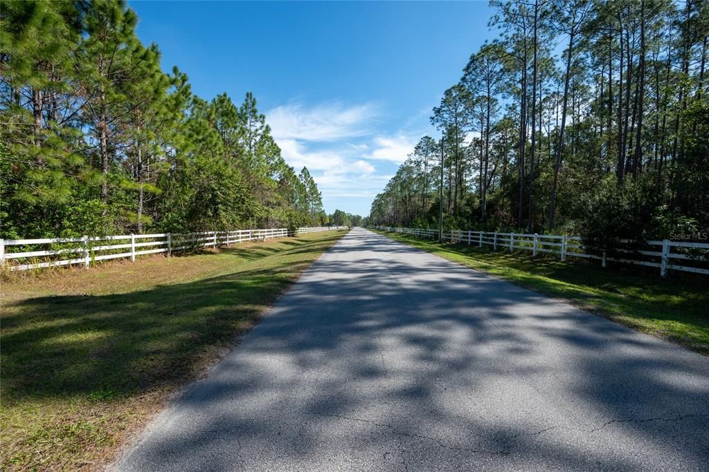 En Venta: $1,189,000 (5.92 acres)