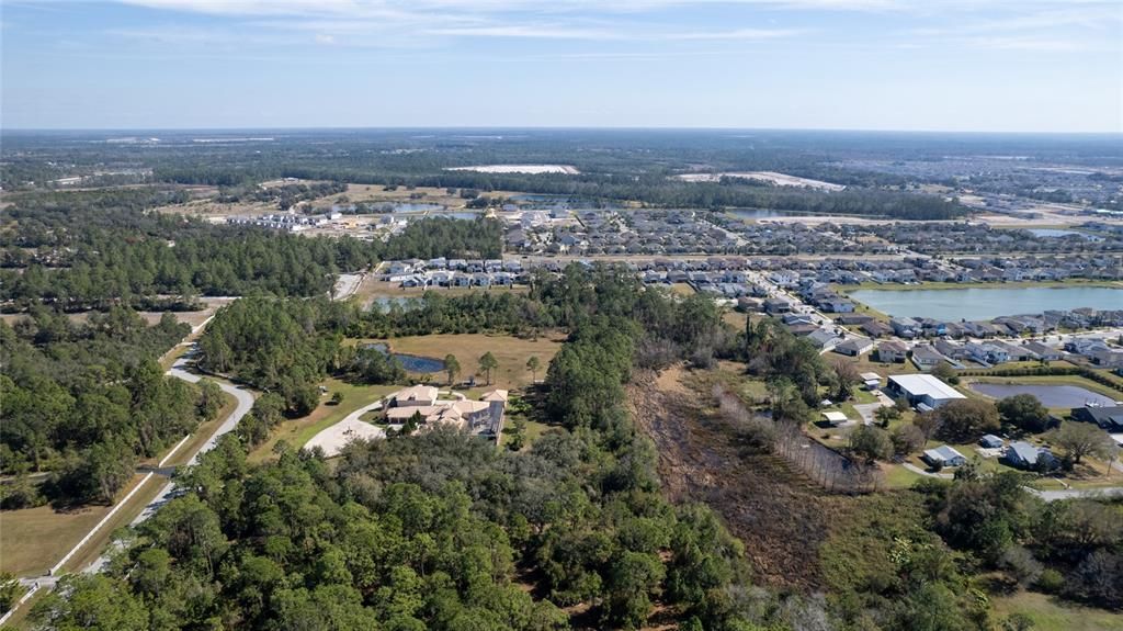 En Venta: $1,189,000 (5.92 acres)