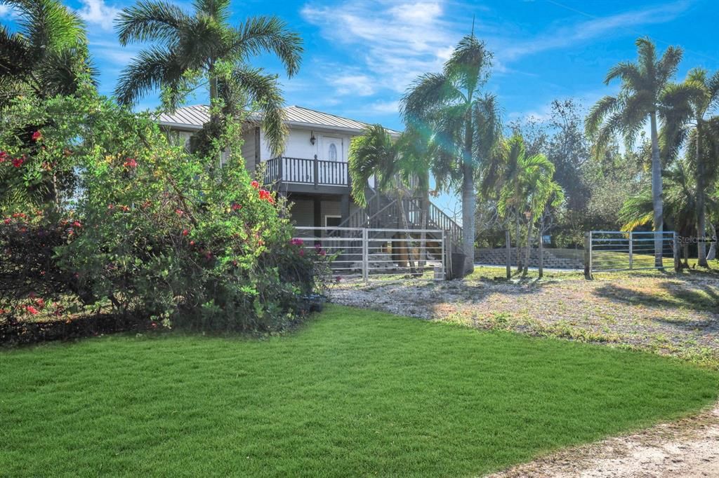 На продажу: $485,000 (2 спален, 2 ванн, 1196 Квадратных фут)