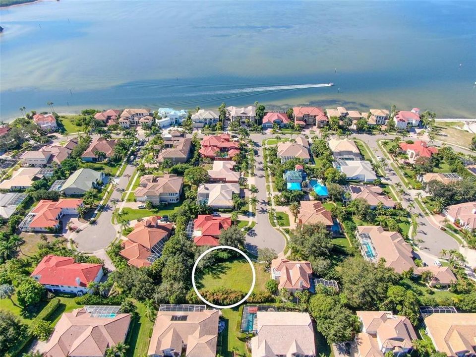 待售: $194,900 (0.29 acres)