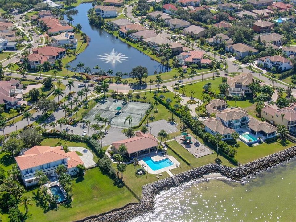 待售: $194,900 (0.29 acres)