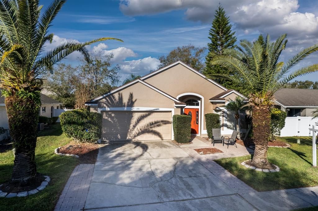 最近售出: $425,000 (3 贝兹, 2 浴室, 1820 平方英尺)