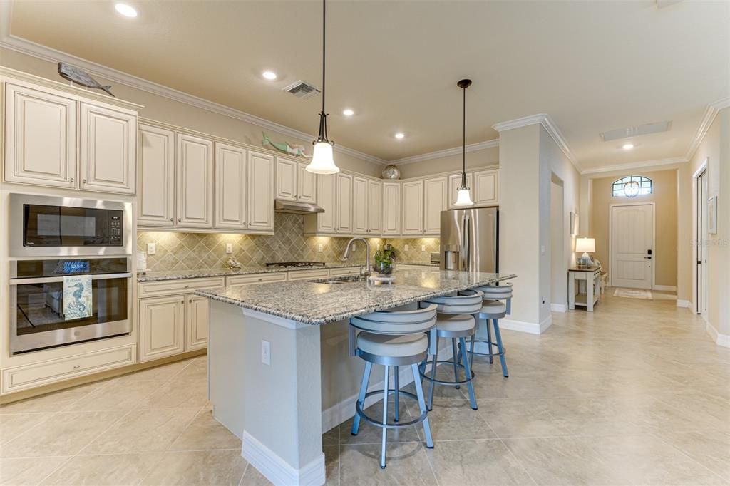 For Rent: $12,500 (4 beds, 3 baths, 2247 Square Feet)