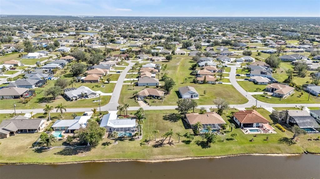 待售: $69,900 (0.22 acres)