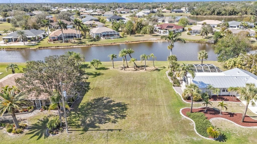 待售: $69,900 (0.22 acres)