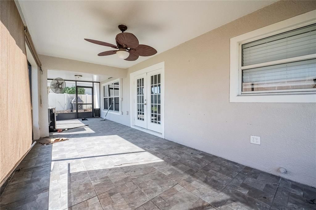 Active With Contract: $345,000 (4 beds, 2 baths, 2965 Square Feet)