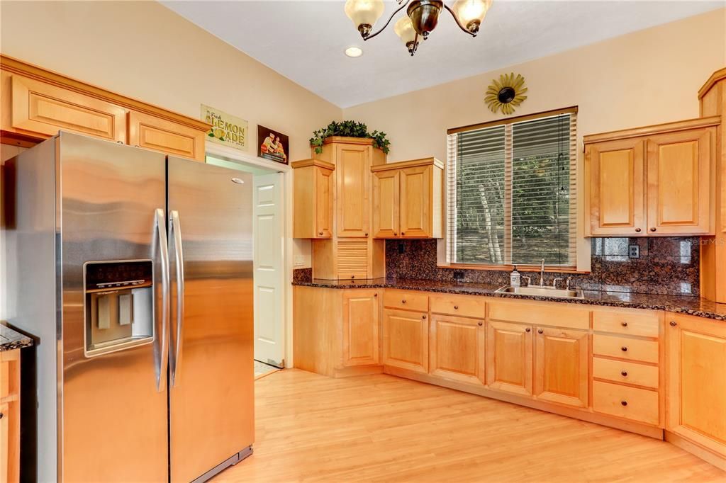 待售: $775,000 (3 贝兹, 3 浴室, 3637 平方英尺)