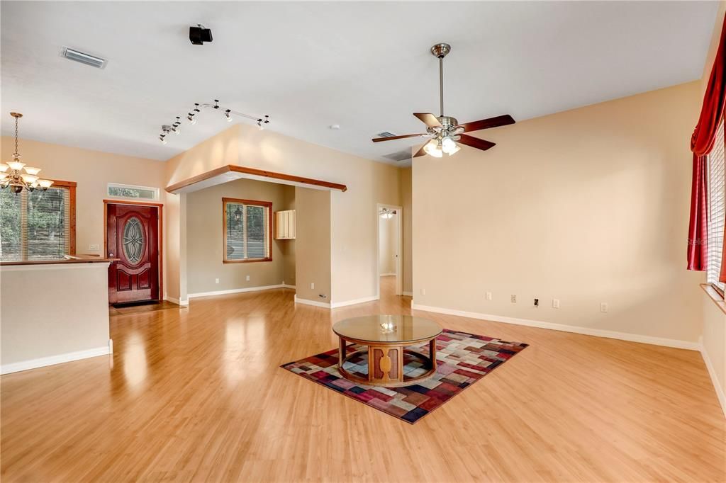 待售: $775,000 (3 贝兹, 3 浴室, 3637 平方英尺)